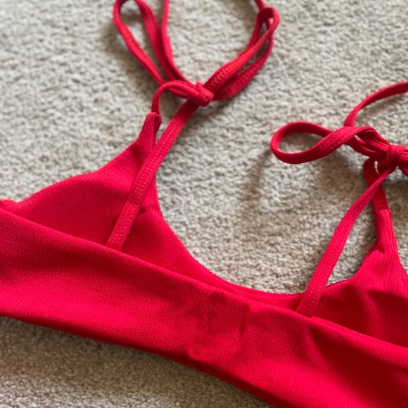 ✨ Tie Shoulders Ribbed Bikini ✨ - Picture 6 of 7